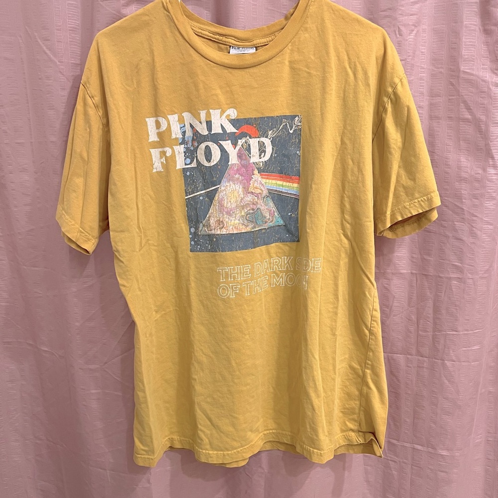 Vintage Pink Floyd shirt
